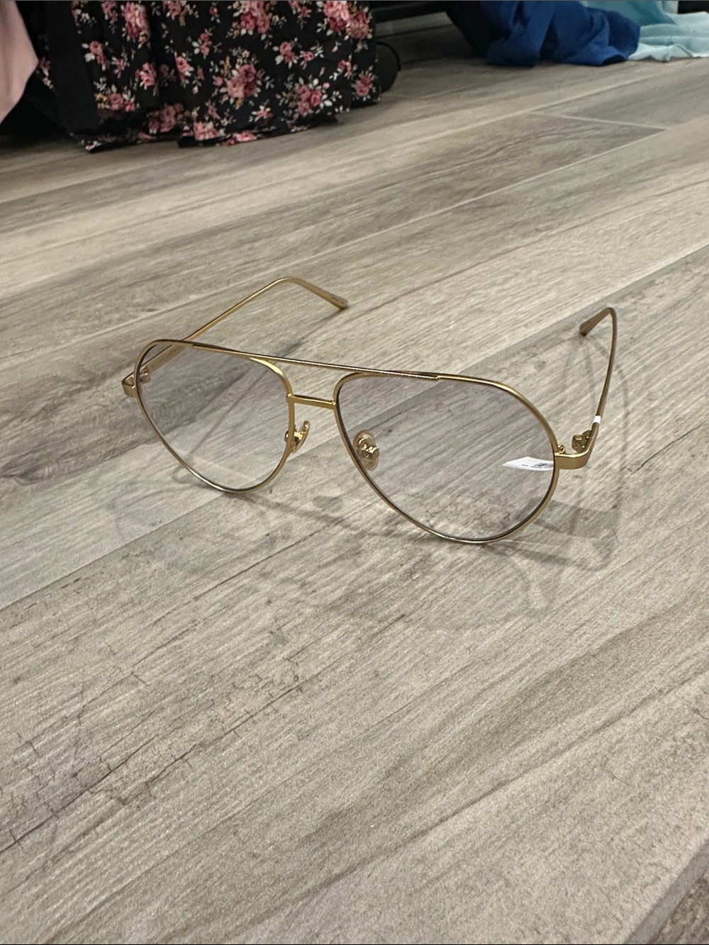 Elisa Johnson Women's Gold Aviator Glasses - Picture 4 of 5